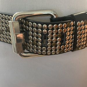 Vintage leather studded belt